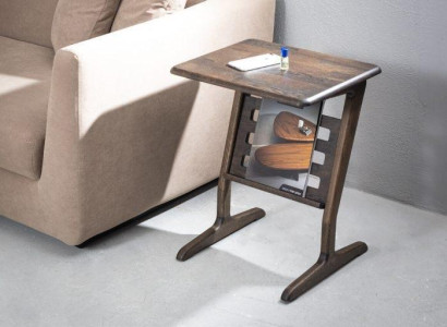 Modern accent: Side table in a timeless look for your living ambience
